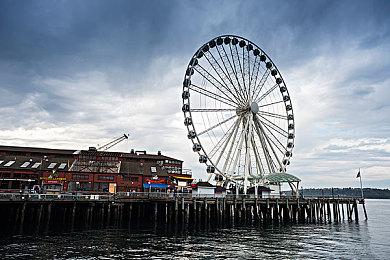 《夺宝奇兵：古老之圈》里印第安纳不可能成为枪手